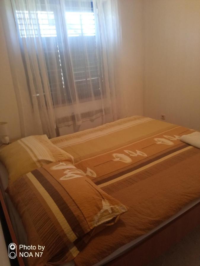 Vacation House Loreta Sveti Rok Εξωτερικό φωτογραφία