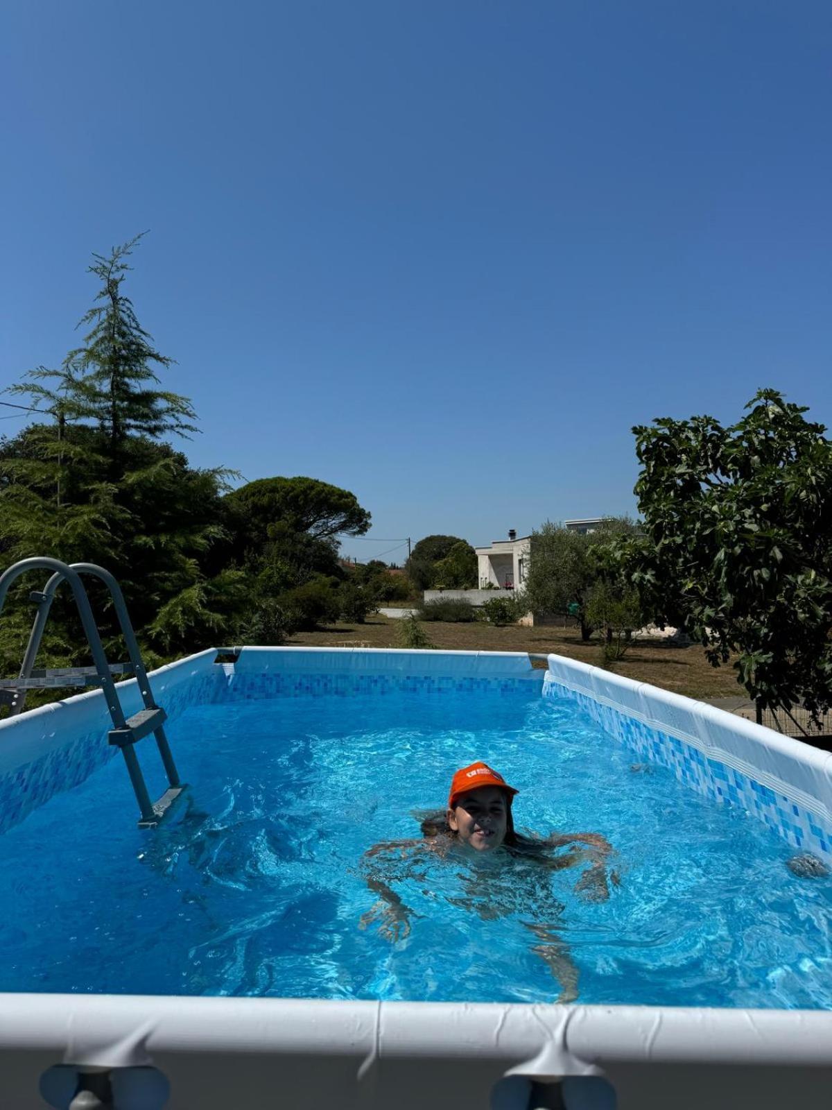 Vacation House Loreta Sveti Rok Εξωτερικό φωτογραφία